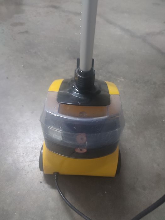 Ferro  de passar a vapor vertical