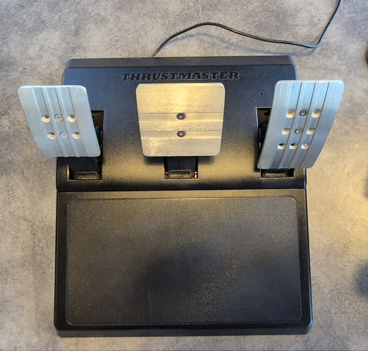 Kierownica Thrustmaster T300 RS GT Edition | PC / PS4 / PS5 | Stan bardzo dobry