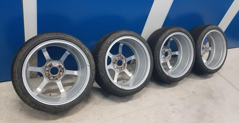 Jantes especiais Rota Boost 4x100 com pneus