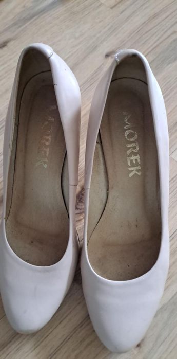 Buty szpilki Morek rozmiar 38 stan dobry pudrowy róż