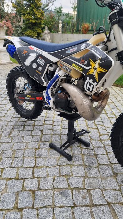 Husqvarna TE 300 – 2016 – Impecável – Pneus Novos