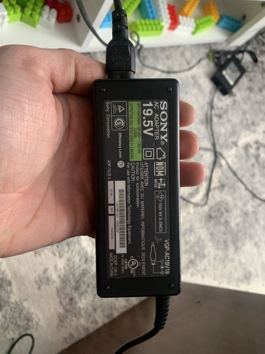 Ноутбук Sony vaio PCG-5J2L