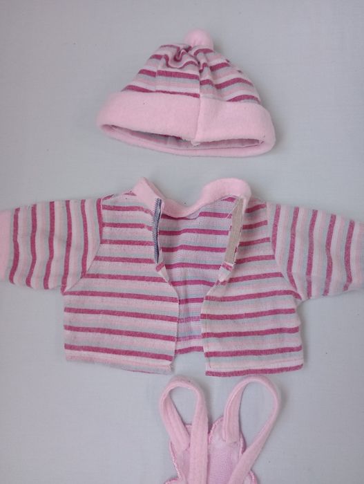 Одежда для куклы пупса.