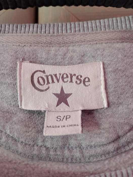 Firmowa bluza z  aplikacją