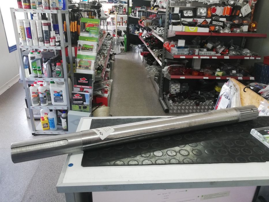 Wał napędowy prawy lub lewy rotora Strautmann Super Vitesse