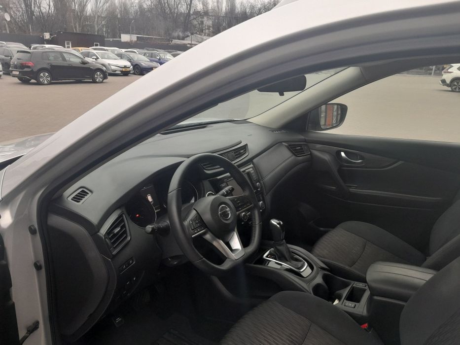 Nissan Rogue 2.5 бензин