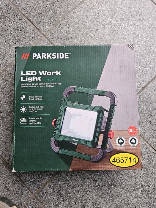 Nowy halogen LED Parkside