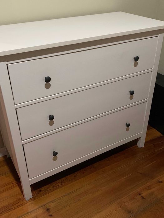 Cómoda HEMNES IKEA com 3 gavetas (branca) - 108x50x96cm