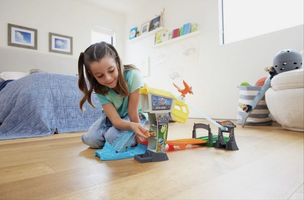 Hot Wheels Jurassic World RacerVerse Track Set – гоночний трек
