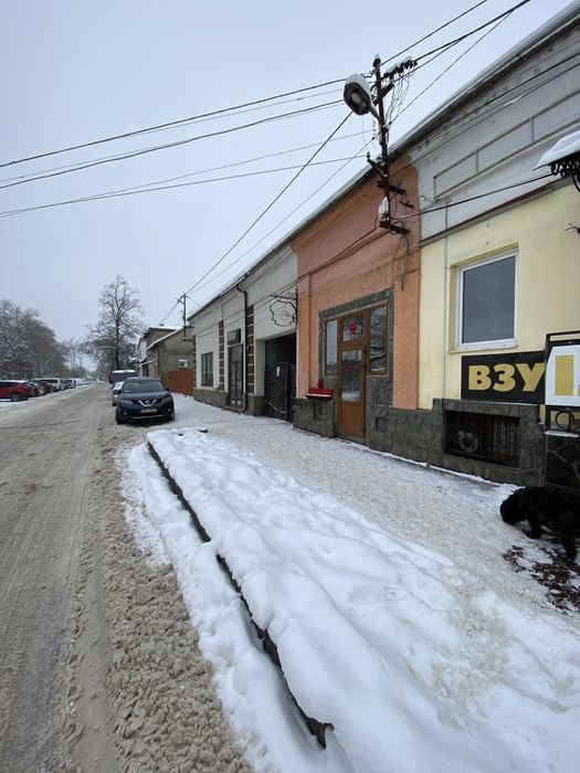 Продам кафе-бар у центрі Берегова