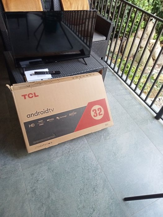 Telewizor TCL 32"