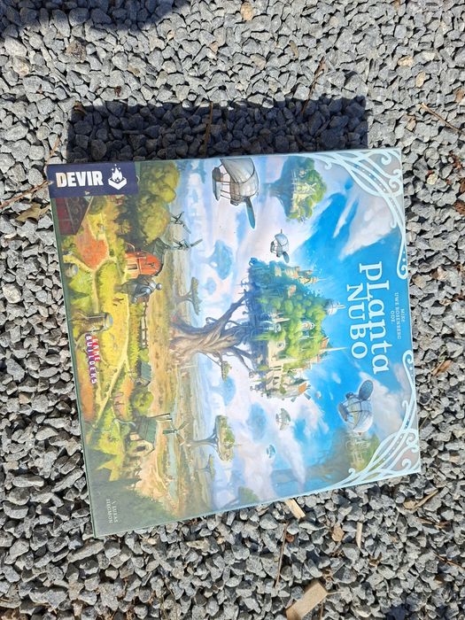 Jogo de tabuleiro Planta Nubo