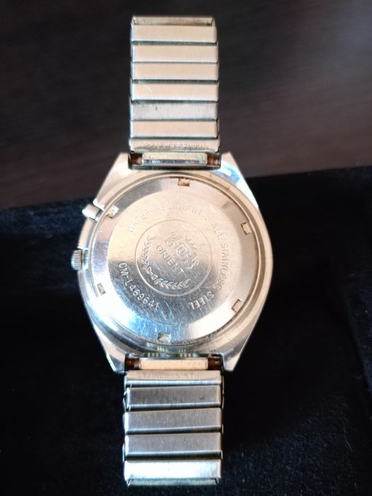 Наручний годинник Orient Crystal 21 Jewels