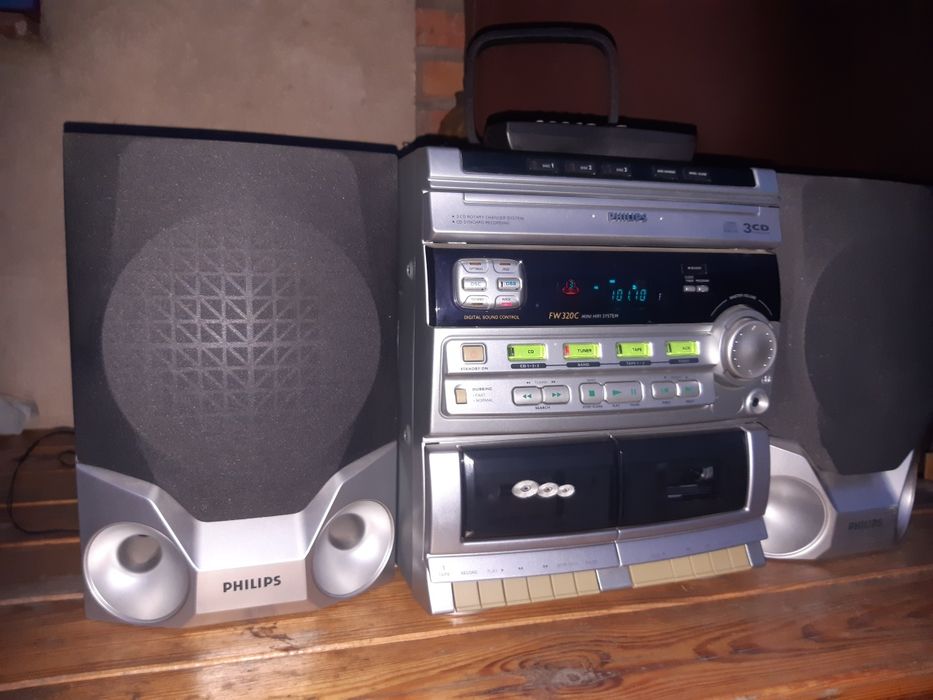 Radio  wieża Philips