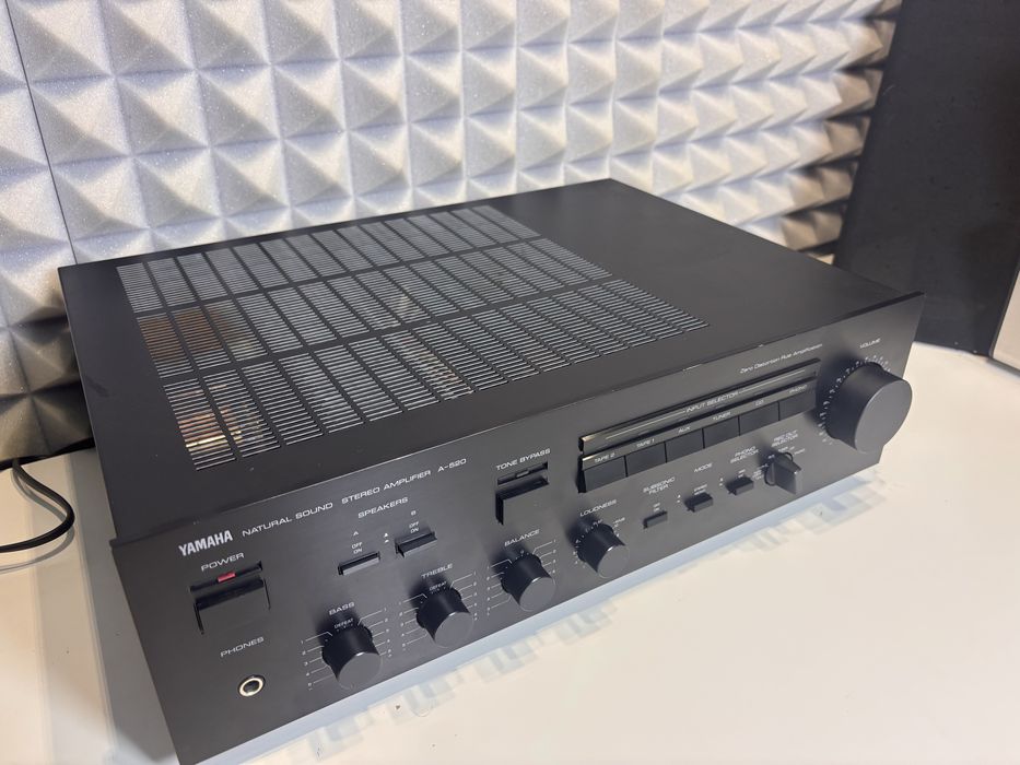 Wzmacniacz Yamaha A 520