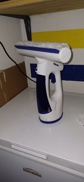 Limpa vidros eletrico