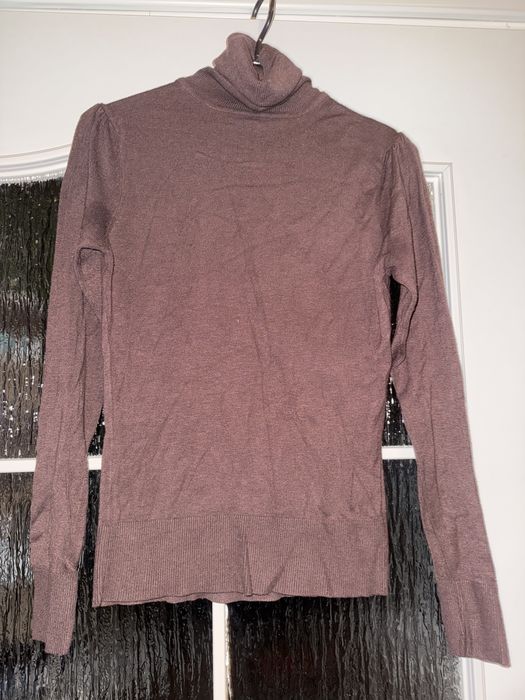 Brązowy golf damski