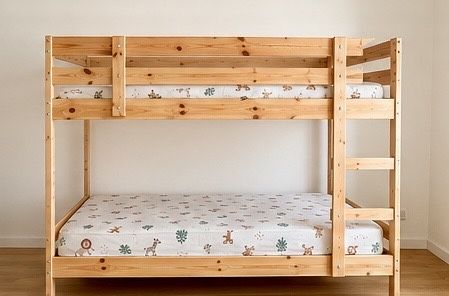 Beliche IKEA MYDAL em Pinho – 90x200 cm