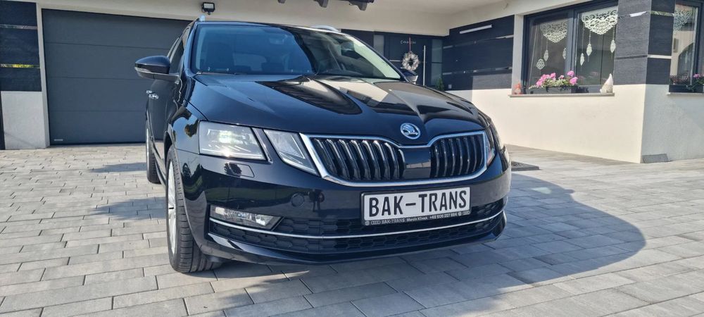 Skoda Octavia Serwisowana do końca, Bezwypadkowa, Bardzo dobrze wyposażona, Webasto,