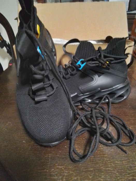 Sapatos protecção estilo ténis