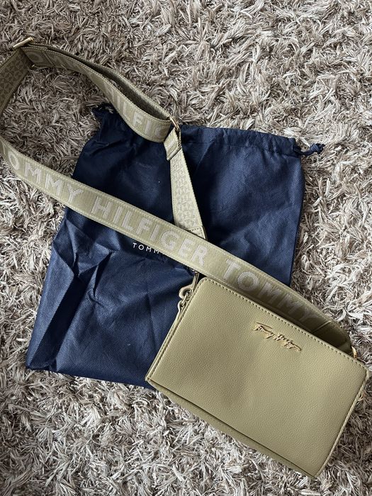 Torebka na ramię Tommy Hilfiger