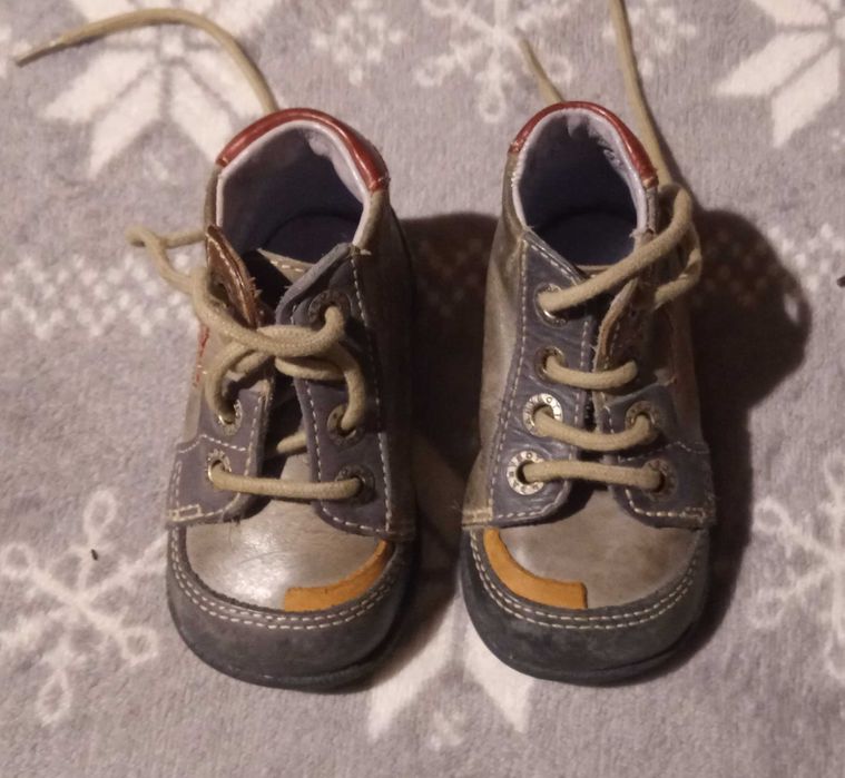 Buciki skórzane Bartek wiązane 20 jak nowe + gra