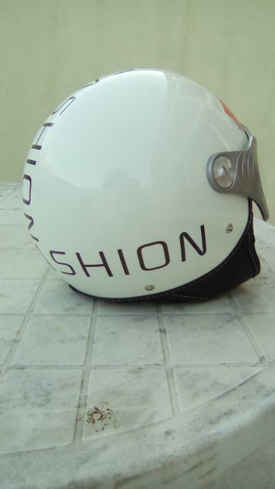 Capacete Nau novo