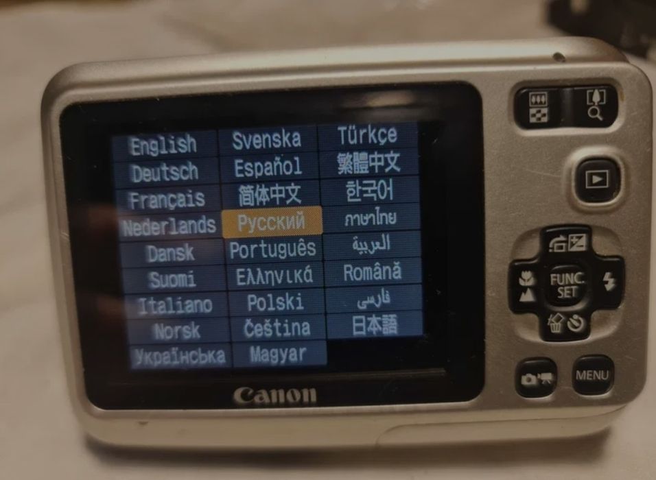 Цифровой фотоаппарат Canon PowerShot A495.статуэтк,sharp