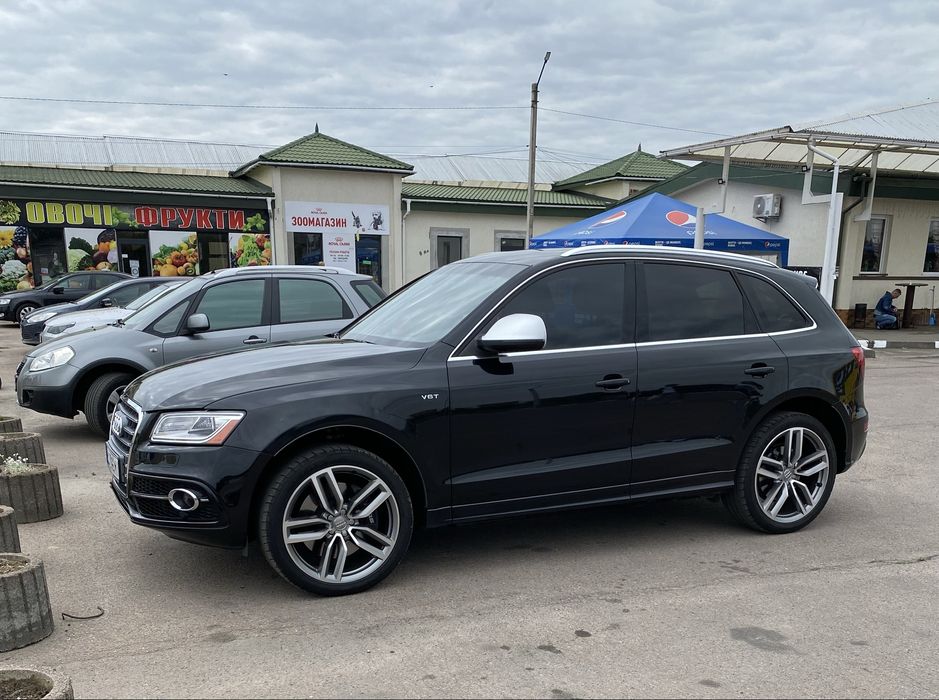 Авто Audi sq5  ( 354к.с.)