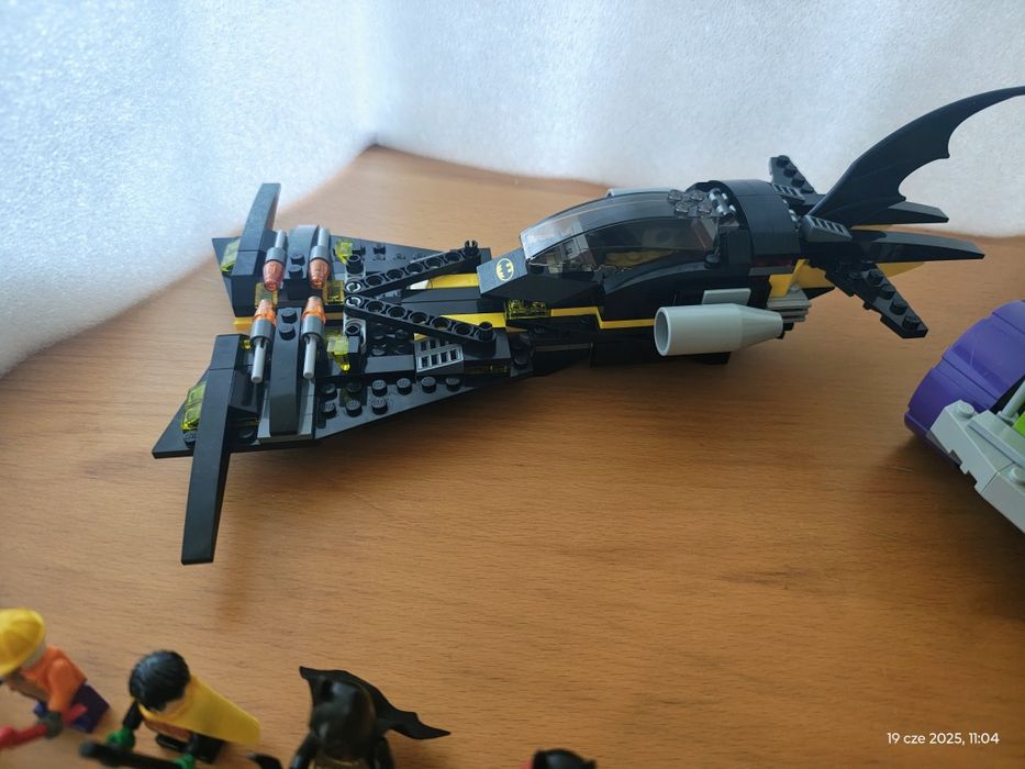 LEGO DC Super Heroes 76013 - Batman: Parowy walec Jokera