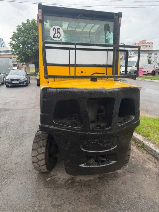 вилочный погрузчик
