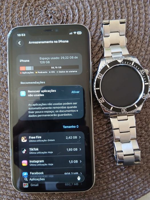 Iphone 11 + smartwatch