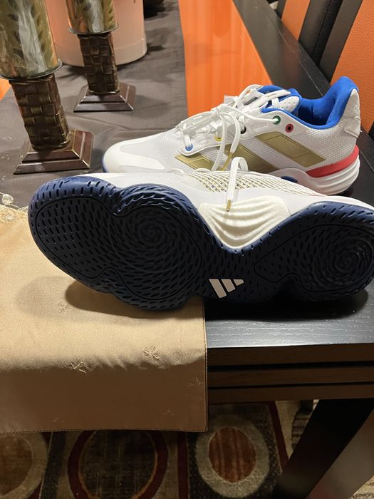 Sapatlhas Adidas novas