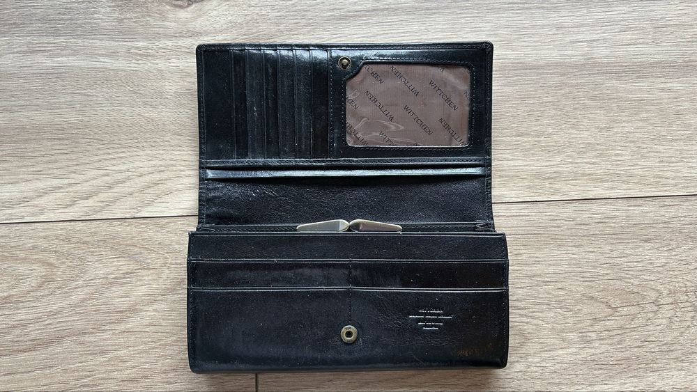 Skórzany czarny portfel Wittchen