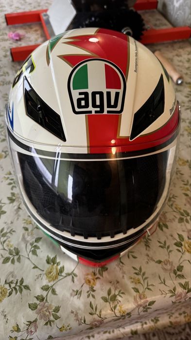 Шлем agv k-3. Как новый.