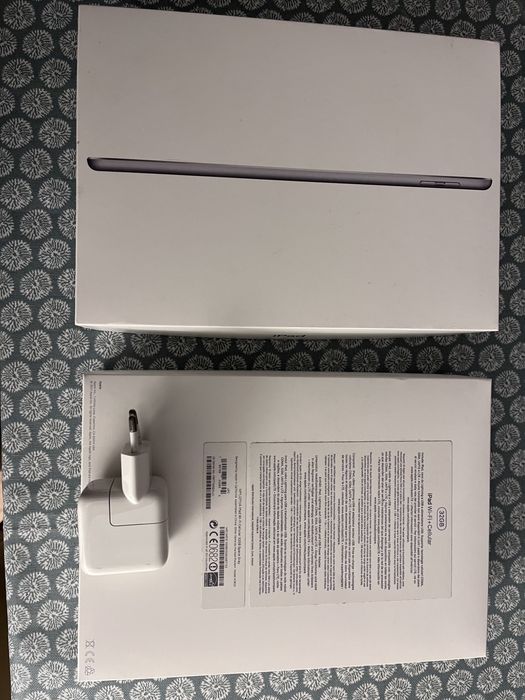 Ipad 5 space grey 32GB