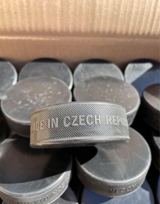 Krążki Hokejowe RUBENA 50 szt. - Nowe !