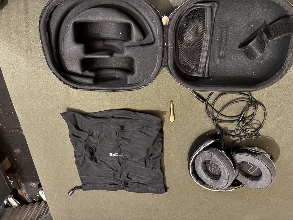 1 More - Професійні навушники для DJ