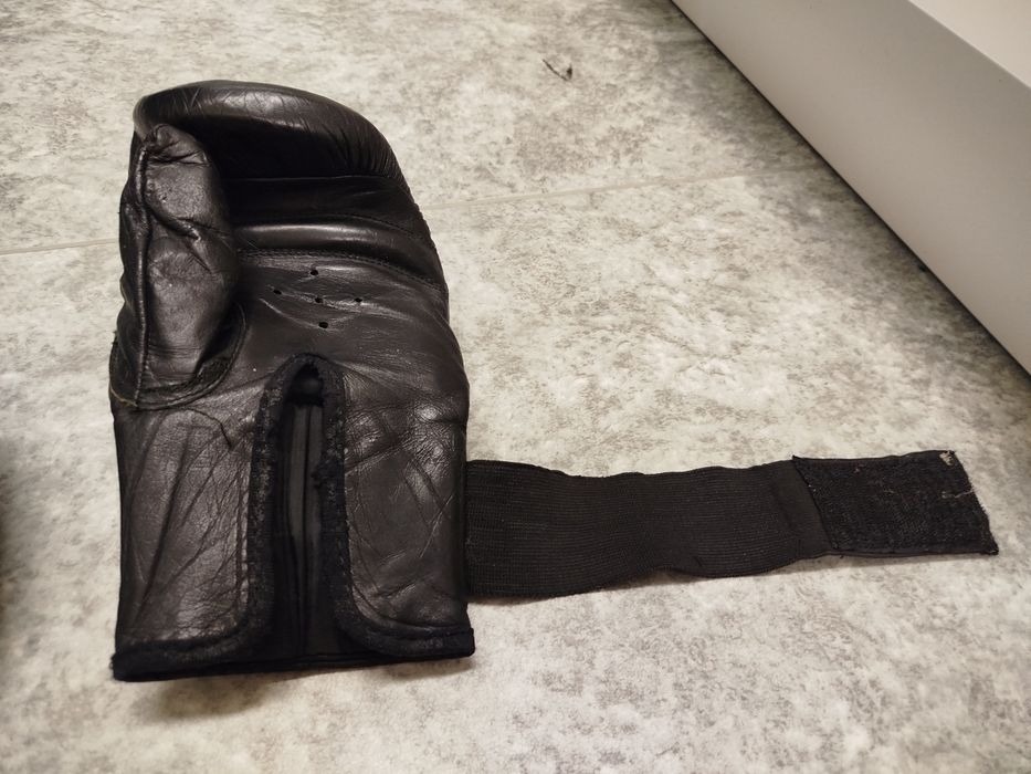 Рукавиці боксерські Pro Touch і Booster шкіра