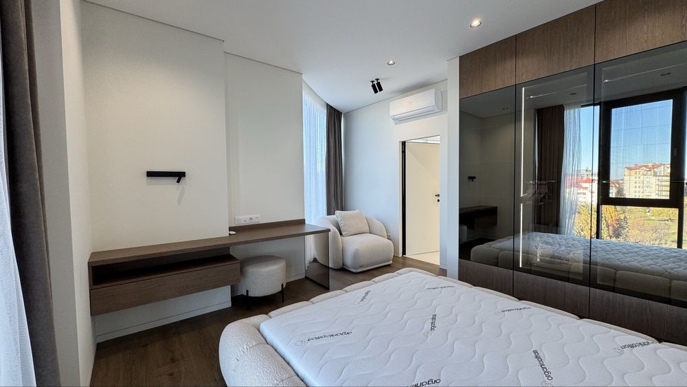 Продаж 3 кімнатної квартири в ЖК Парус