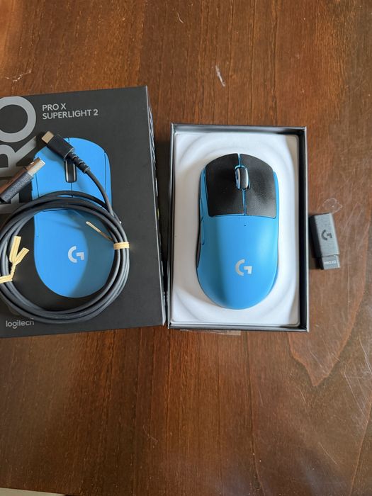 Logitech Superlight 2 Cyan