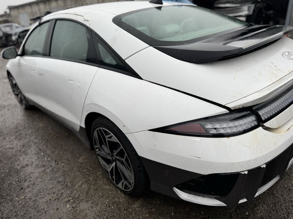 четверть hyundai ioniq 6