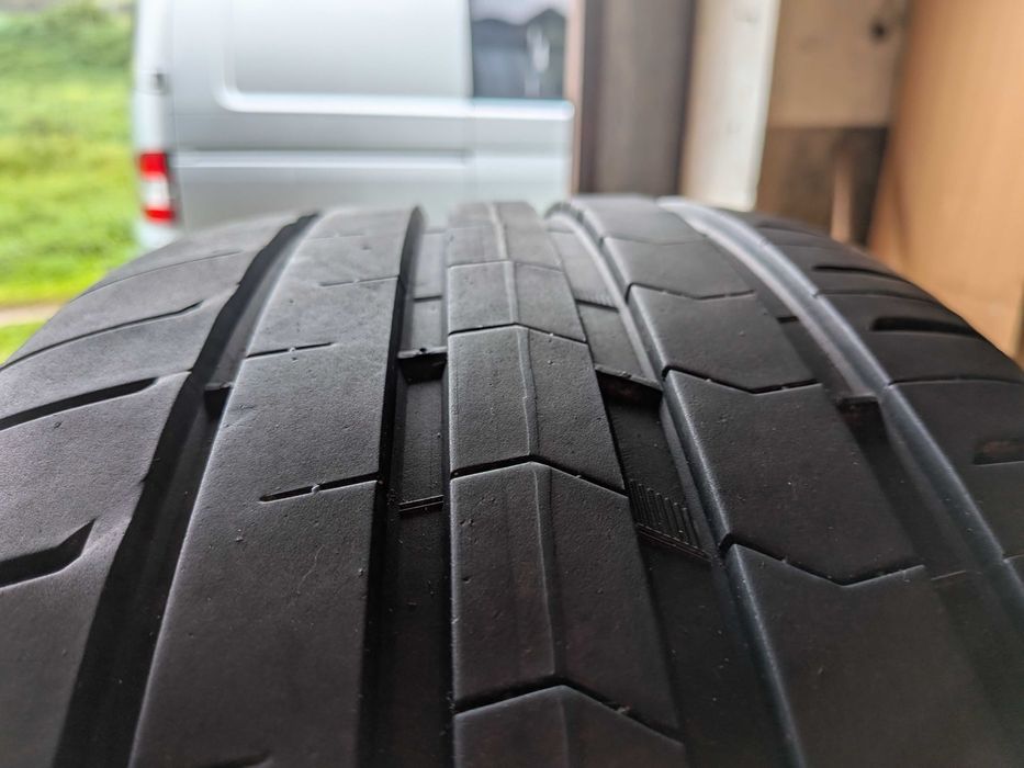 Jantes com pneus VW transporter T5 T6 em muito bom estado