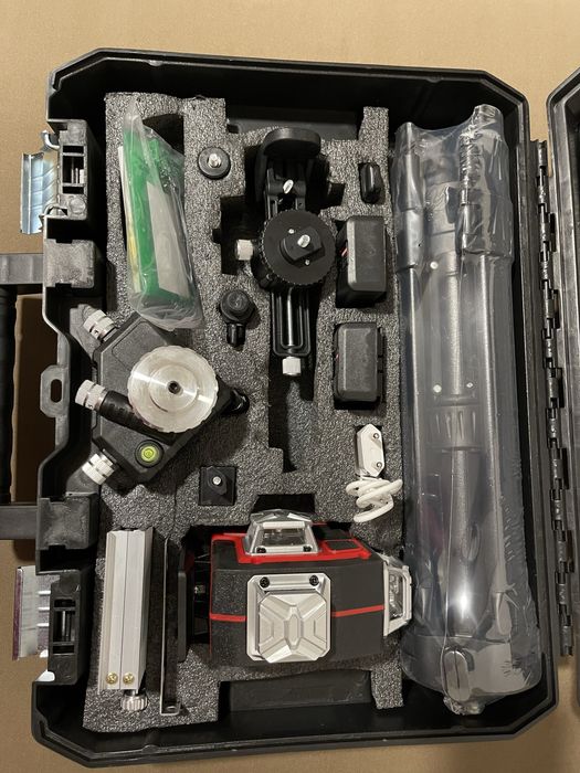 Nivel laser de 16 linhas com esquadria