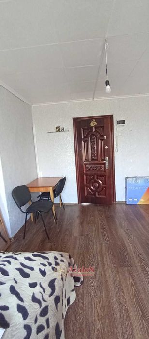 Продам комнату в коммунальной квартире. Ремонт. 8500 у.е.