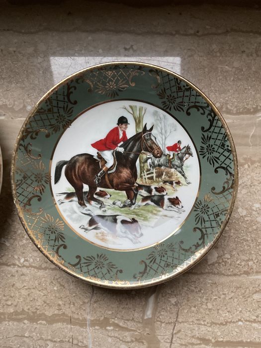 Talerzyki porcelanowe z motywem łowieckim/nowe