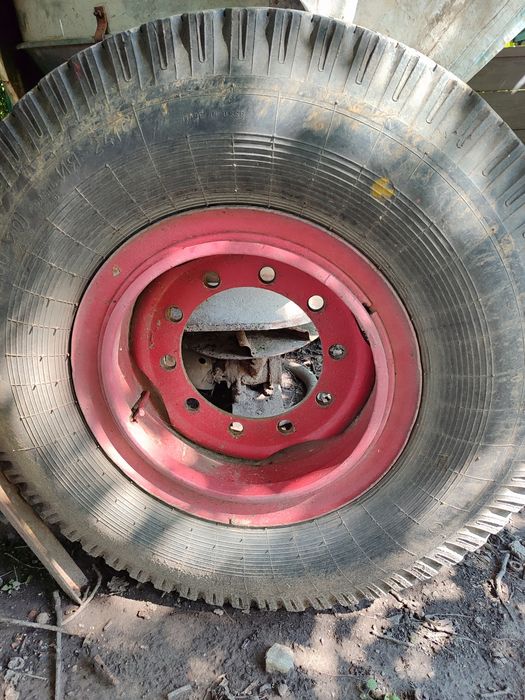 Koła do przyczepy na 10 szpilek