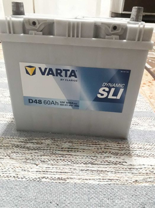 Bateria praticamente nova Varta