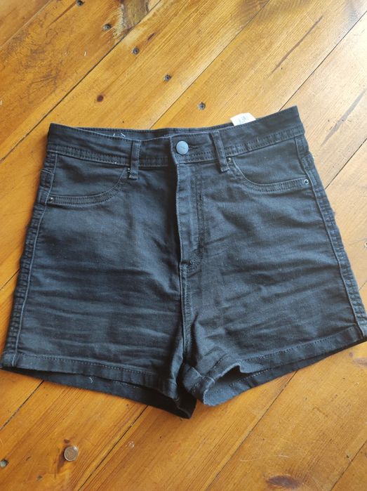 Spodenki z wyższym stanem