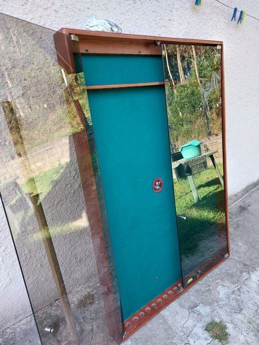 Móvel para tacos de bilhar de  snooker